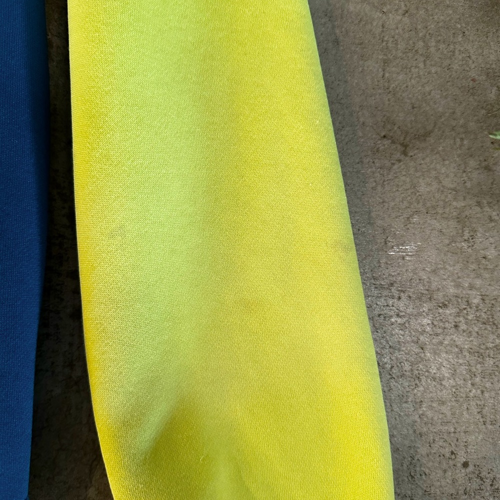 Volcom Hoodie - Picture 6 of 6